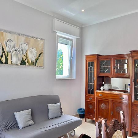 Apt Donati Home, Modernita E Comfort Con Parcheggio Gratuito Privato E Spazio Esterno Privato Cassano D'adda Luaran gambar