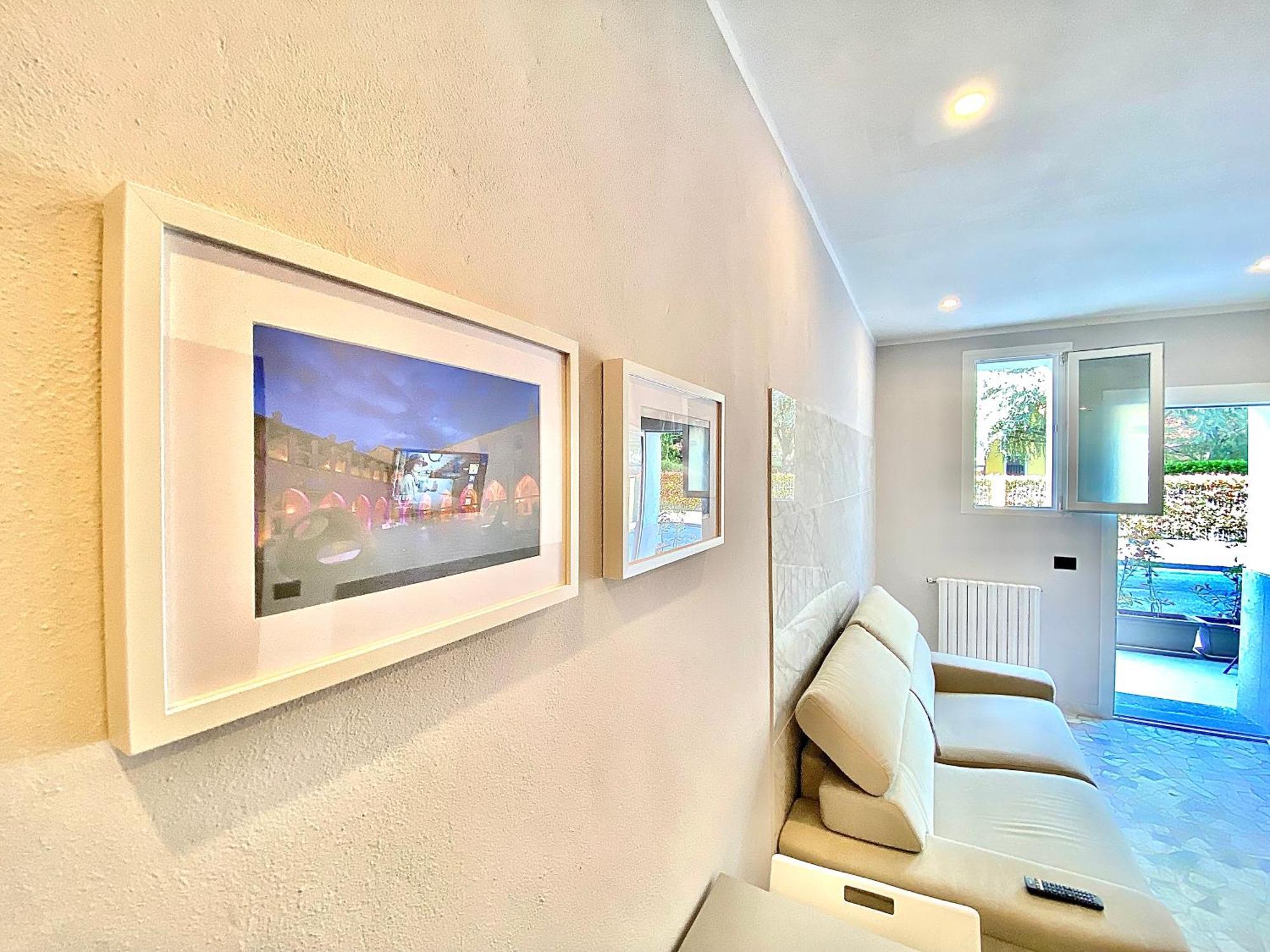Apt Donati Home, Modernita E Comfort Con Parcheggio Gratuito Privato E Spazio Esterno Privato Cassano D'adda Luaran gambar
