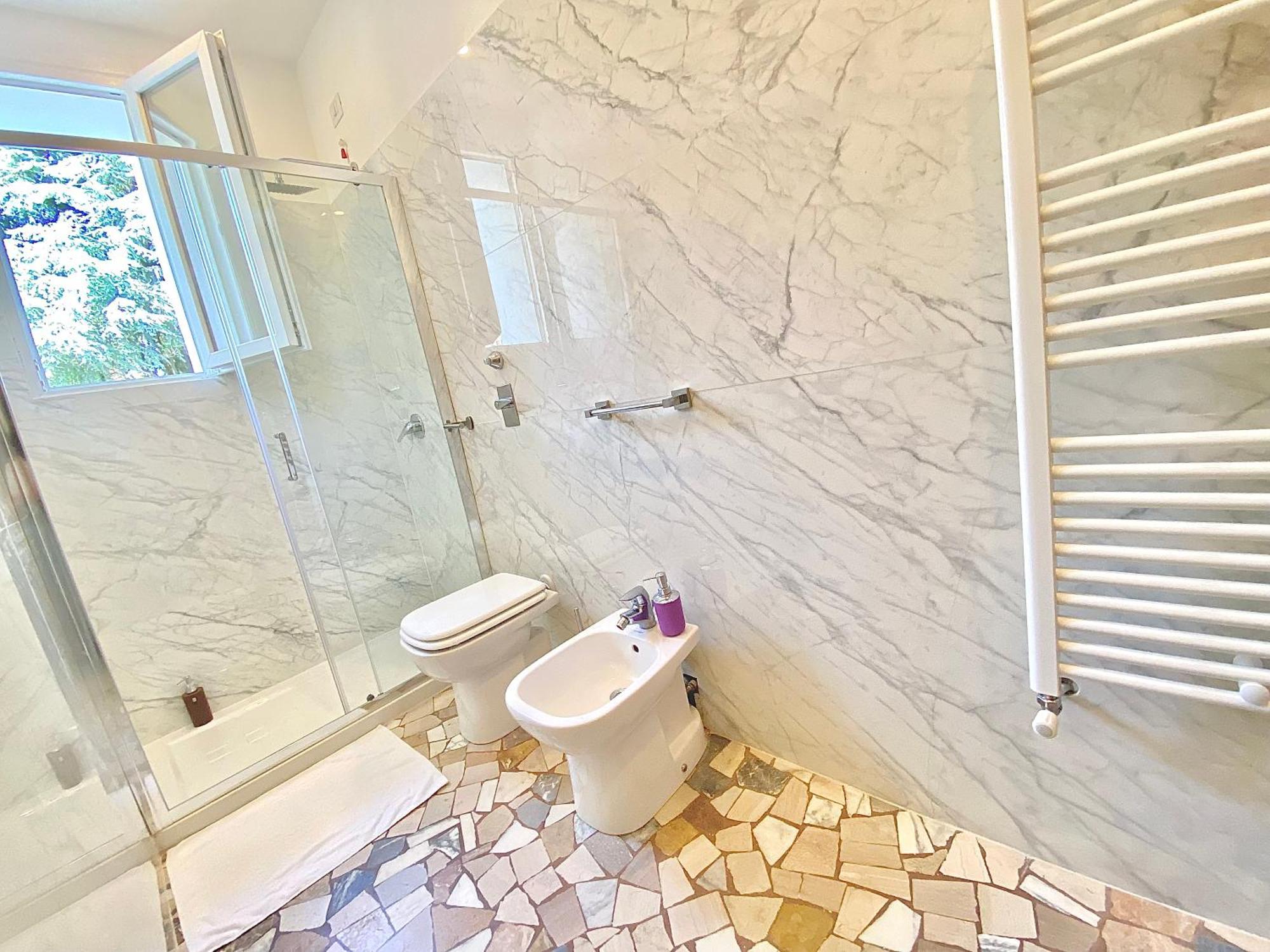Apt Donati Home, Modernita E Comfort Con Parcheggio Gratuito Privato E Spazio Esterno Privato Cassano D'adda Luaran gambar