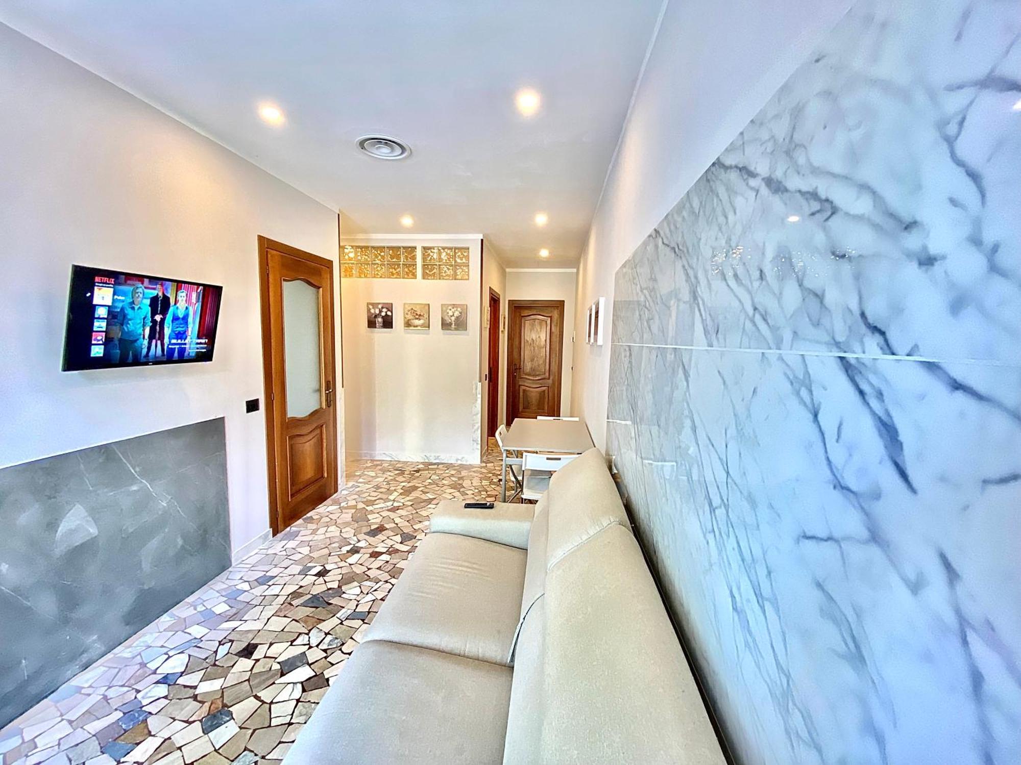 Apt Donati Home, Modernita E Comfort Con Parcheggio Gratuito Privato E Spazio Esterno Privato Cassano D'adda Luaran gambar