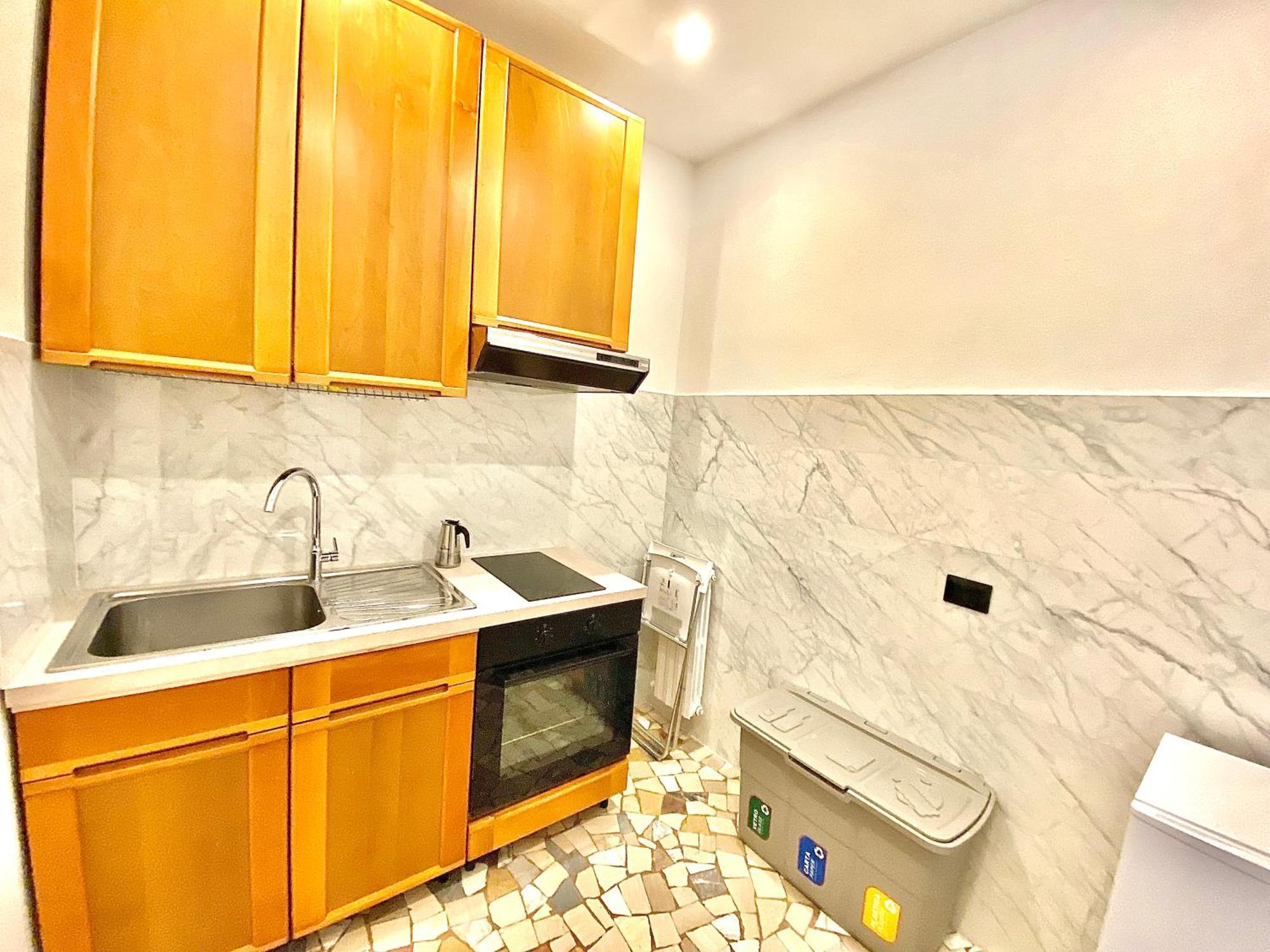 Apt Donati Home, Modernita E Comfort Con Parcheggio Gratuito Privato E Spazio Esterno Privato Cassano D'adda Luaran gambar