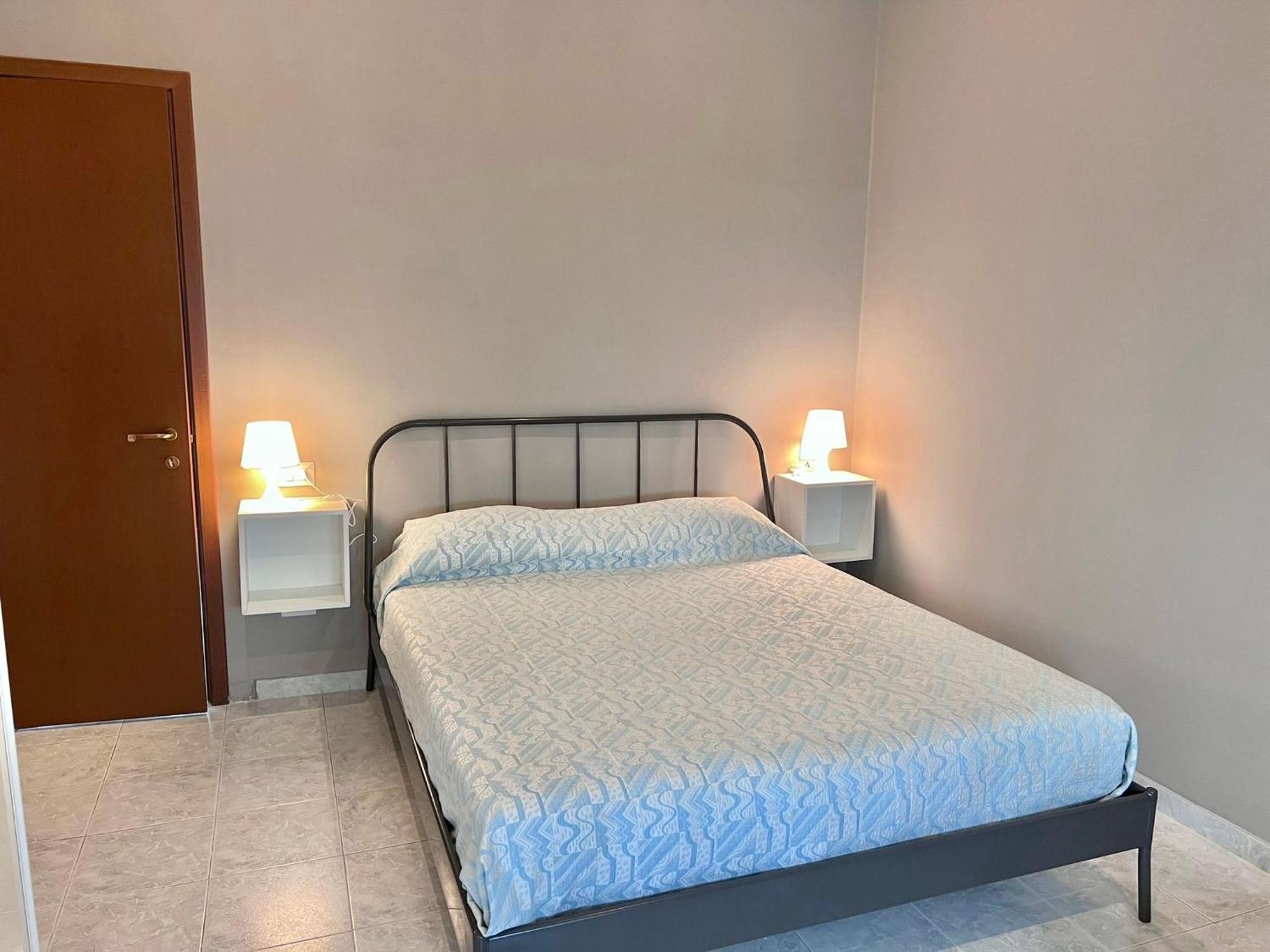 Apt Donati Home, Modernita E Comfort Con Parcheggio Gratuito Privato E Spazio Esterno Privato Cassano D'adda Luaran gambar