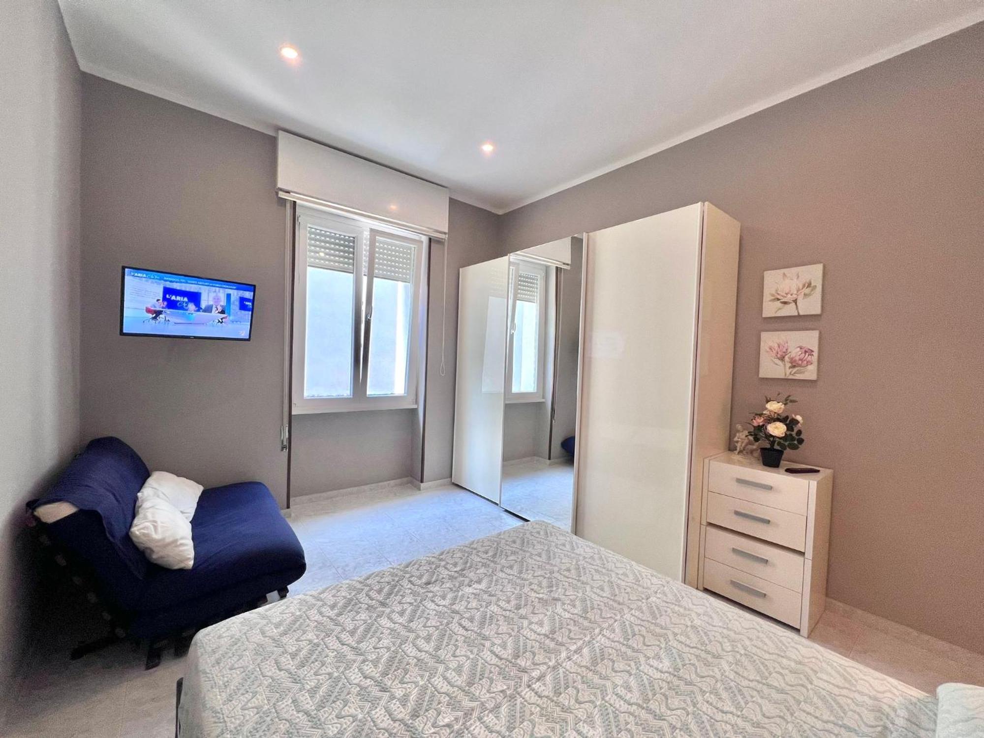 Apt Donati Home, Modernita E Comfort Con Parcheggio Gratuito Privato E Spazio Esterno Privato Cassano D'adda Luaran gambar